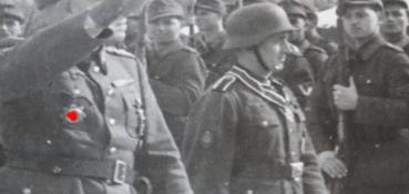 Preview: drei alte Fotos - Verleihung Ritterkreuz an Oberjäger Georg Audenrieth 10.02.1945